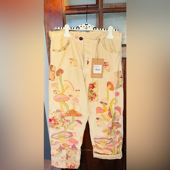 Magnolia Pearl Denim - BOXING DAY SALE 

MAGNOLIA PEARL HARD TO FIND MUSHROOM PANTS NWT OSFM